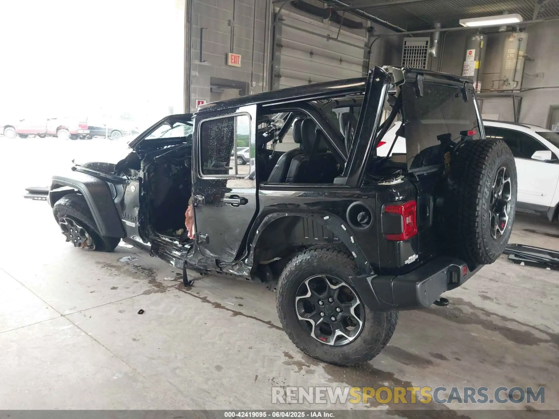 3 fotografías del automóvil dañado 1C4HJXDN8MW740087 JEEP WRANGLER UNLIMITED 2021