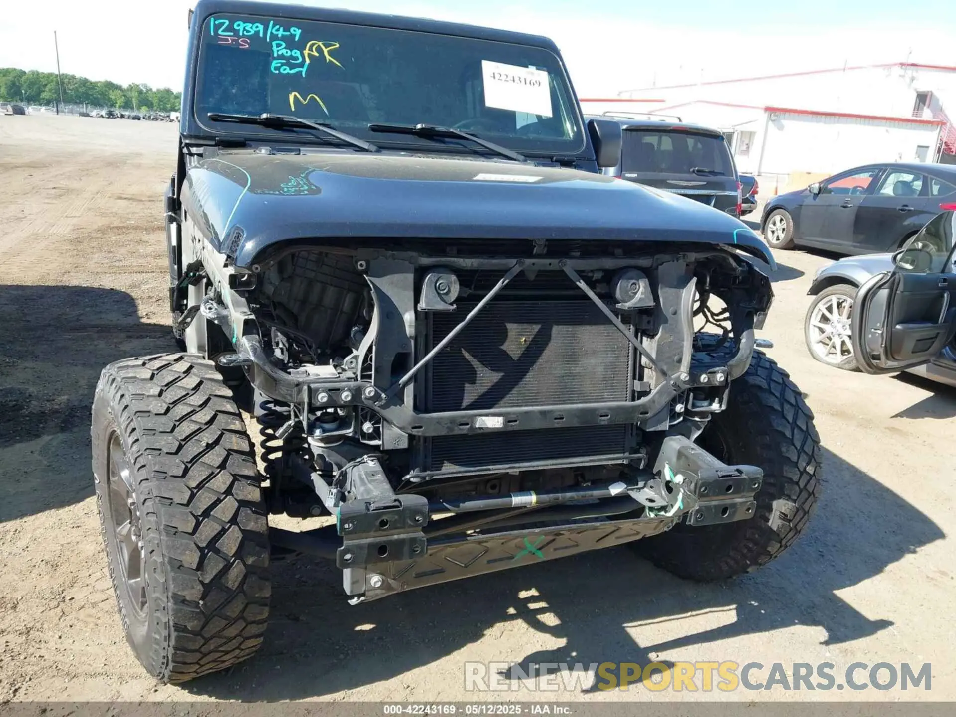 12 fotografías del automóvil dañado 1C4HJXDNXMW646194 JEEP WRANGLER UNLIMITED 2021