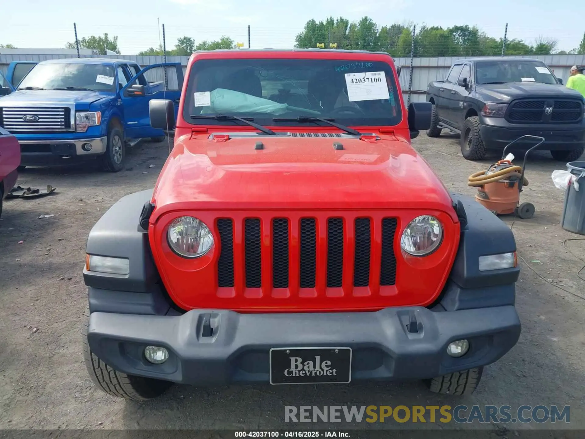 12 fotografías del automóvil dañado 1C4HJXDNXMW658930 JEEP WRANGLER UNLIMITED 2021