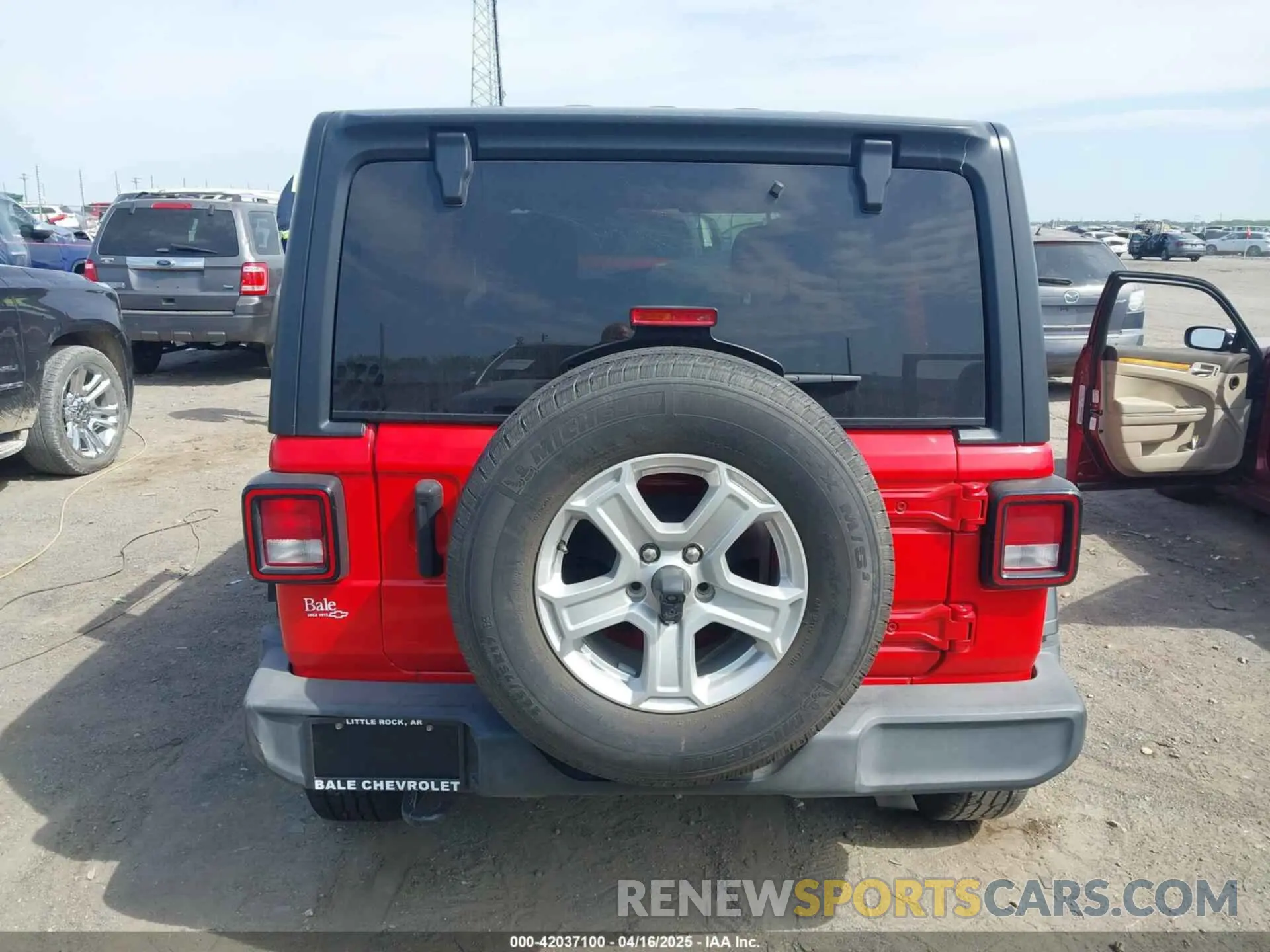 16 fotografías del automóvil dañado 1C4HJXDNXMW658930 JEEP WRANGLER UNLIMITED 2021