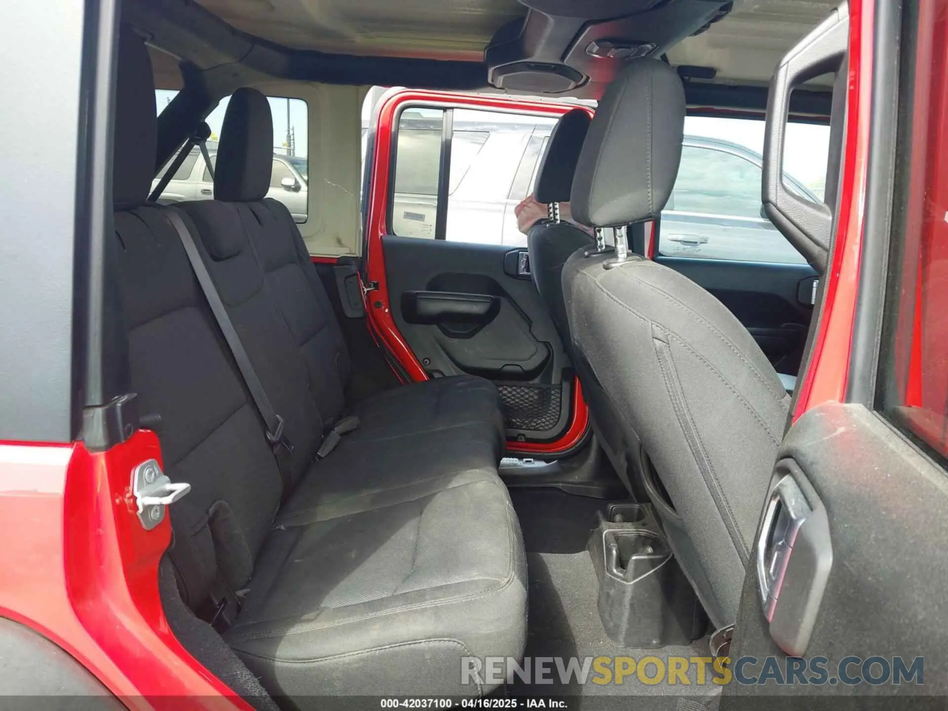 8 fotografías del automóvil dañado 1C4HJXDNXMW658930 JEEP WRANGLER UNLIMITED 2021
