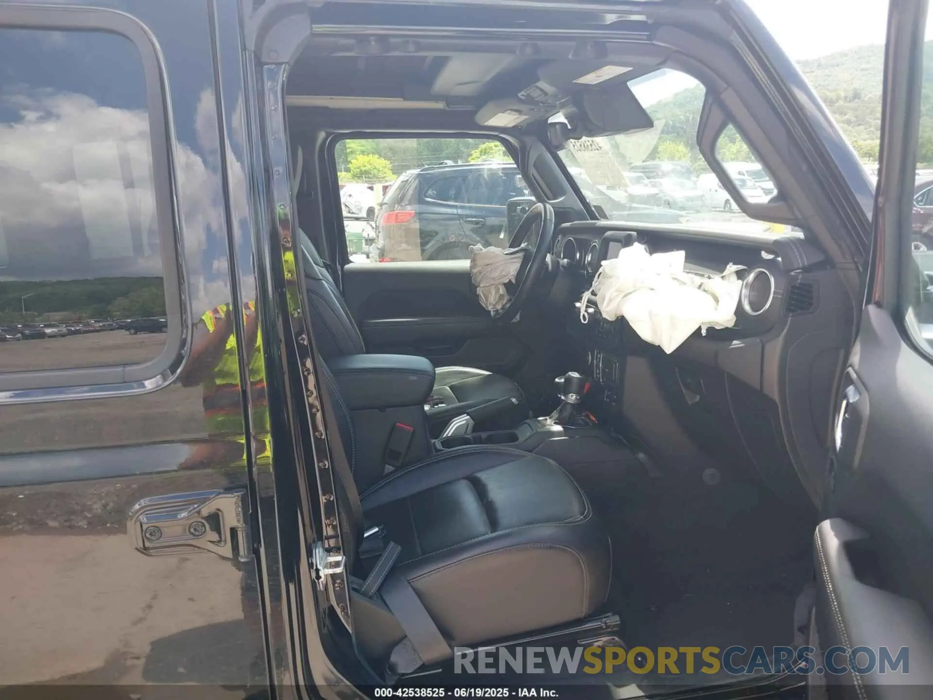 5 fotografías del automóvil dañado 1C4HJXEN4MW610287 JEEP WRANGLER UNLIMITED 2021