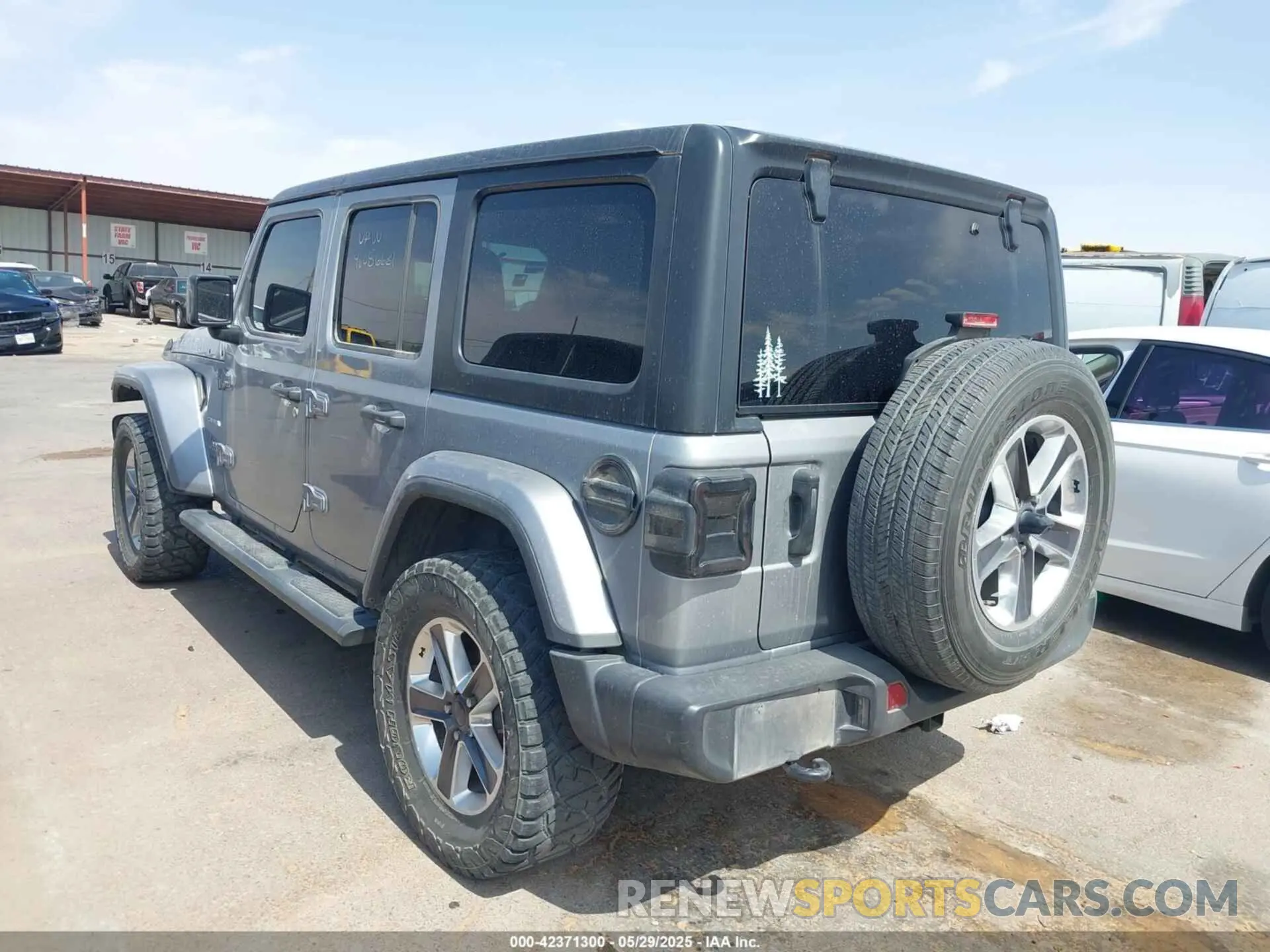 13 fotografías del automóvil dañado 1C4HJXEN5MW653567 JEEP WRANGLER UNLIMITED 2021