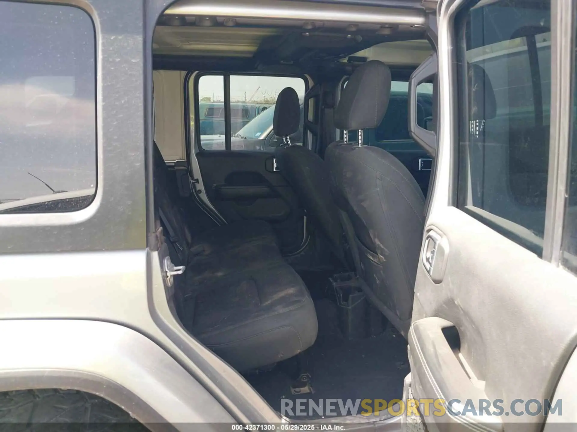 8 fotografías del automóvil dañado 1C4HJXEN5MW653567 JEEP WRANGLER UNLIMITED 2021