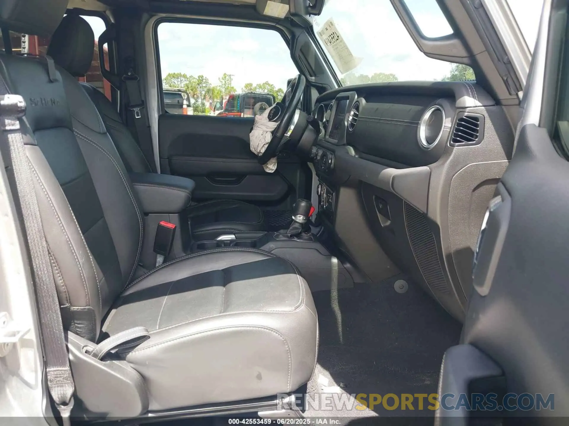 5 fotografías del automóvil dañado 1C4HJXEN9MW637288 JEEP WRANGLER UNLIMITED 2021