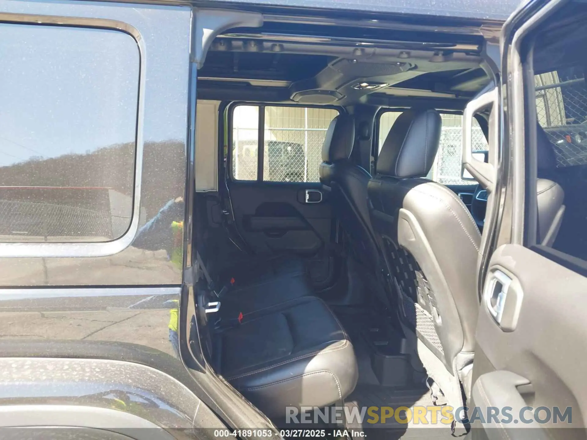 8 fotografías del automóvil dañado 1C4JJXSJ9MW752007 JEEP WRANGLER UNLIMITED 2021