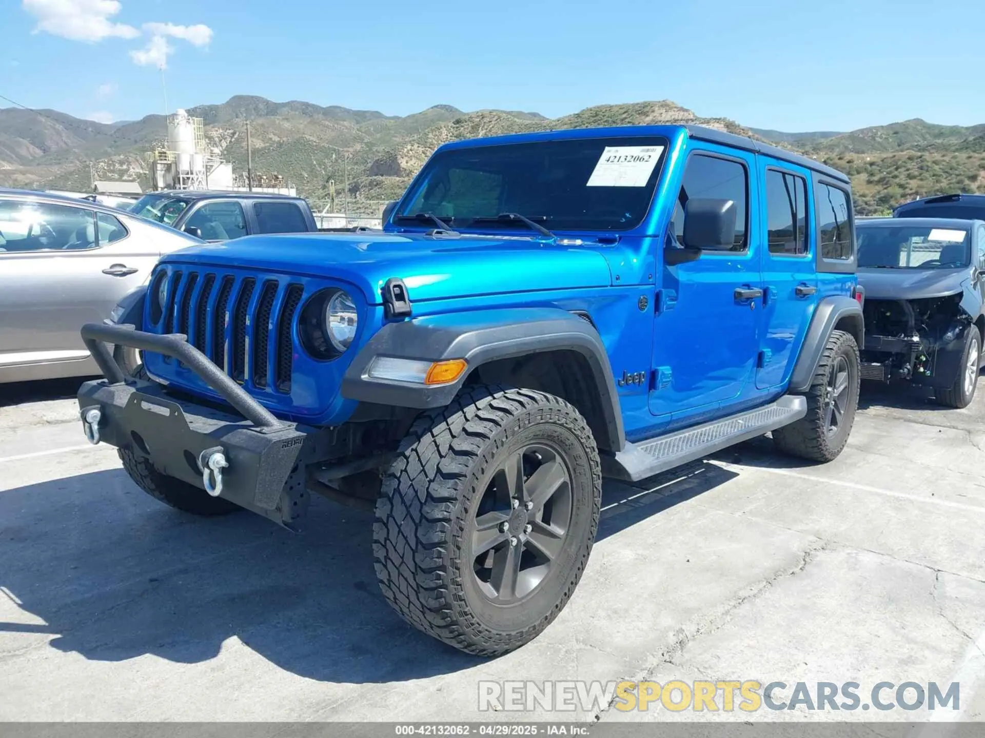 2 fotografías del automóvil dañado 1C4HJXDN3NW196406 JEEP WRANGLER UNLIMITED 2022