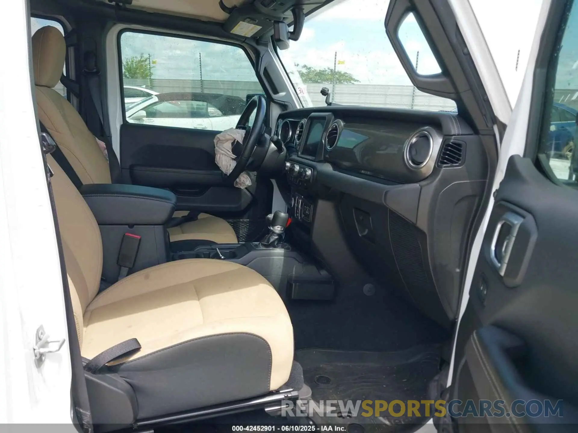 5 fotografías del automóvil dañado 1C4HJXEN5NW144922 JEEP WRANGLER UNLIMITED 2022