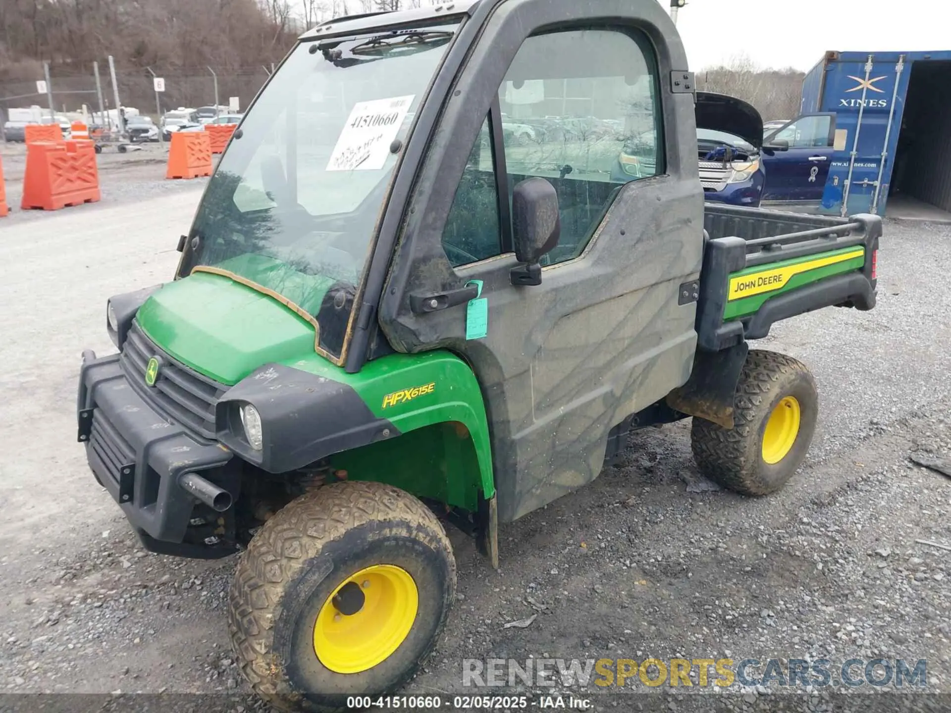 2 fotografías del automóvil dañado 1M0615EAPPM060417 JOHN DEERE HPX615E 2023