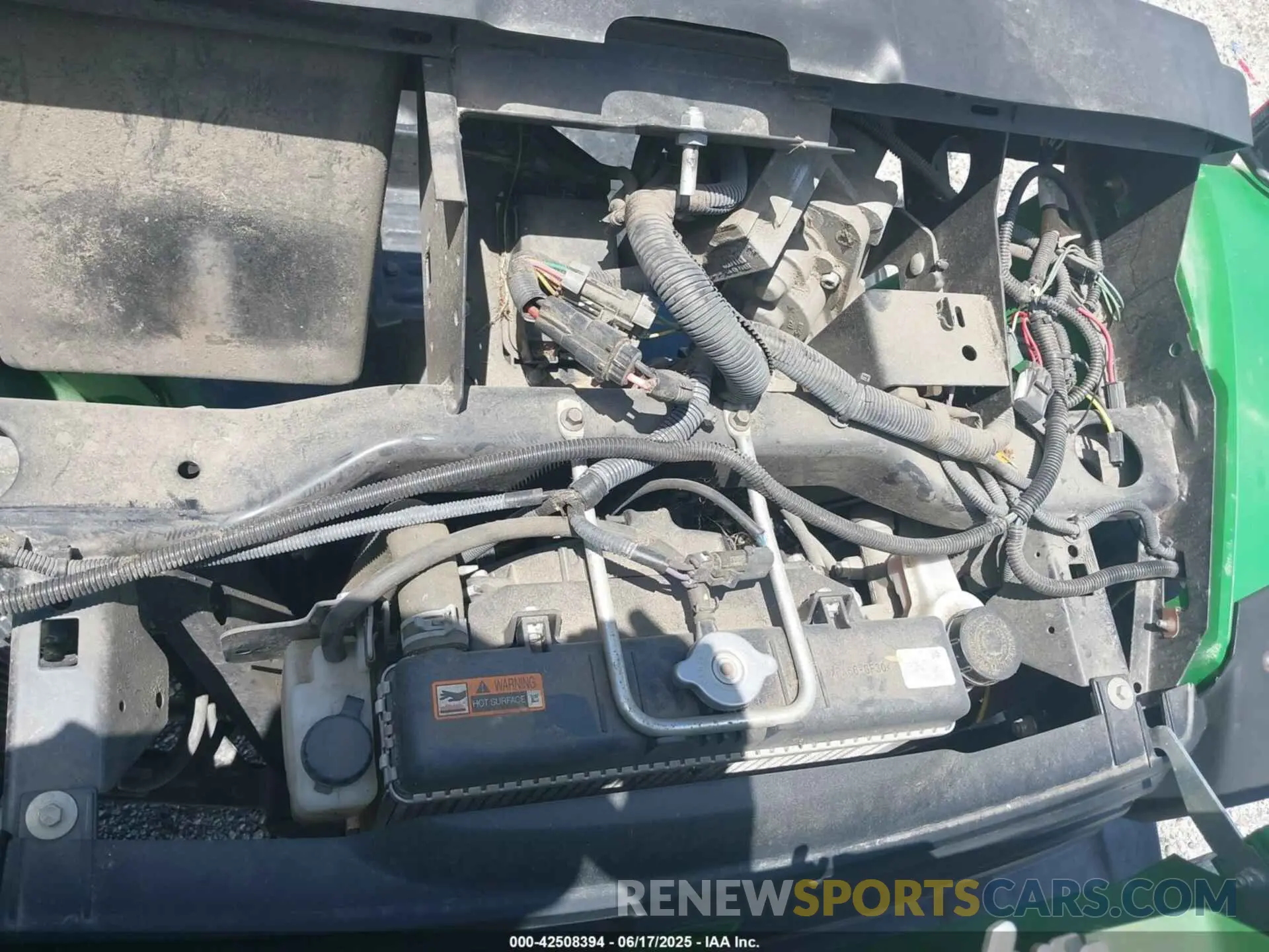 10 fotografías del automóvil dañado 1M0855MAPKM020393 JOHN DEERE XUV855M GATOR 2019