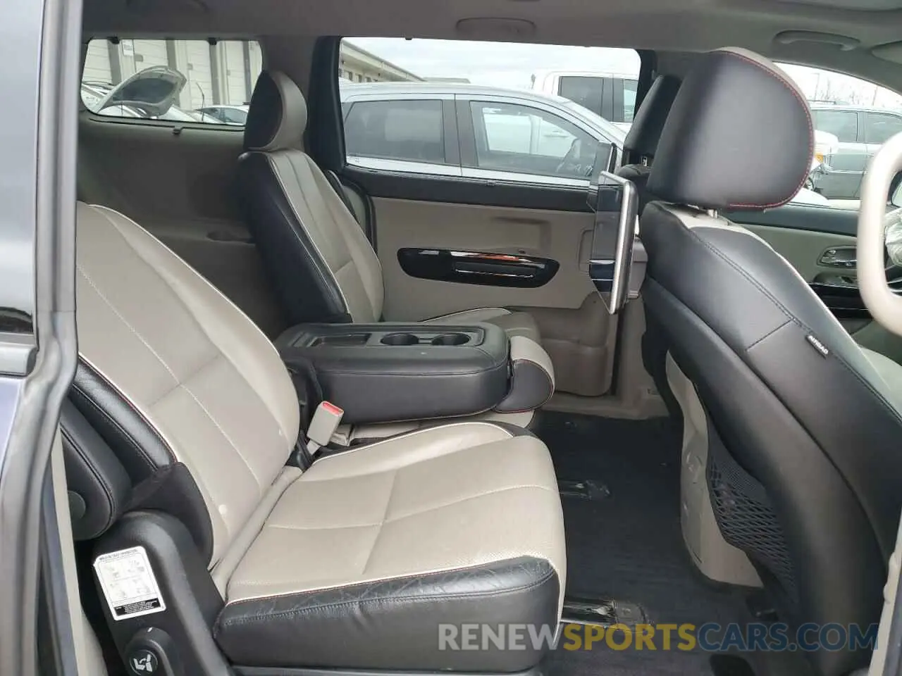 11 fotografías del automóvil dañado KNDMC5C1XK6538201 KIA All Models 2019