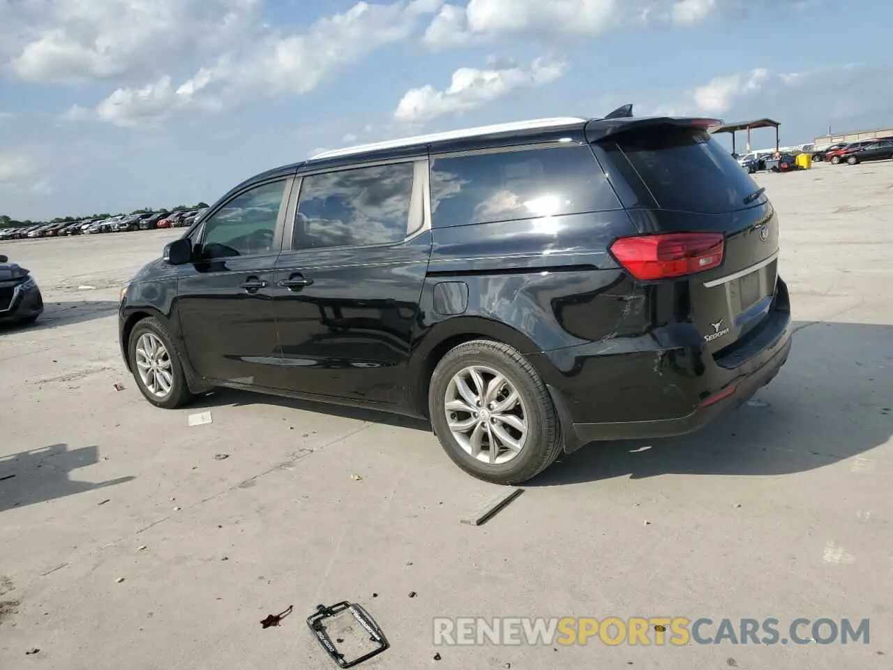 2 fotografías del automóvil dañado KNDMB5C10L6580297 KIA All Models 2020