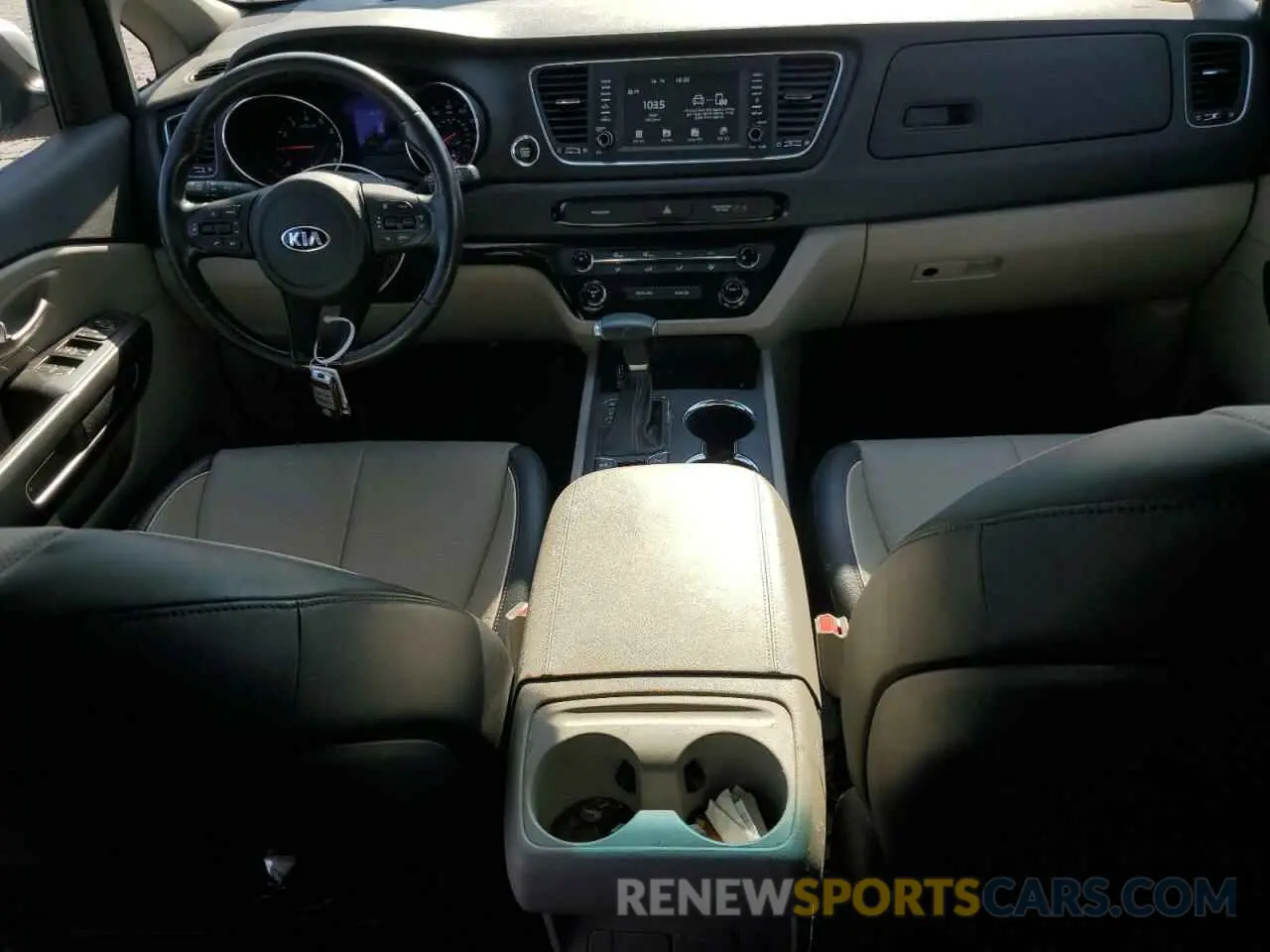 8 fotografías del automóvil dañado KNDMB5C1XL6645642 KIA All Models 2020