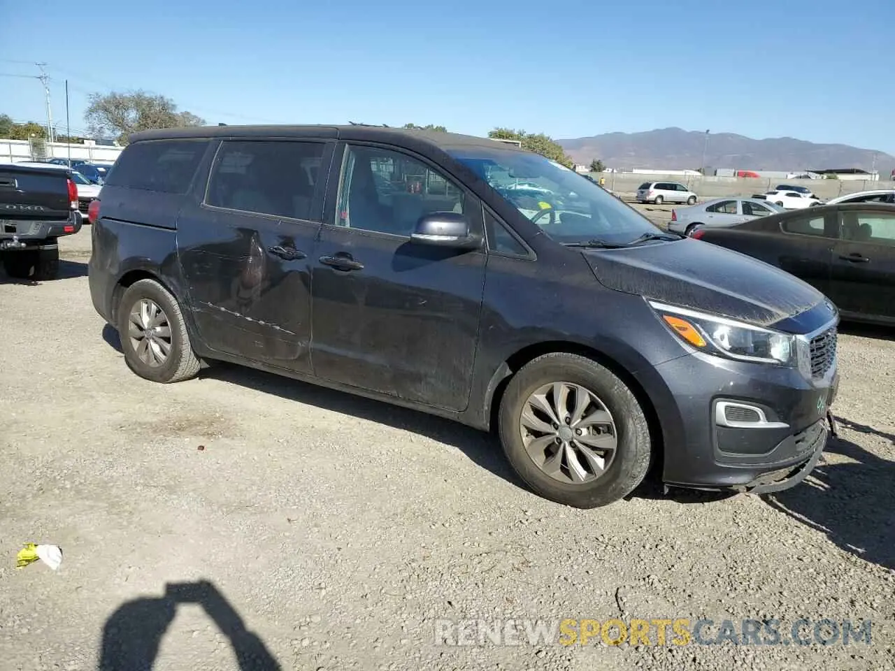 4 fotografías del automóvil dañado KNDMB5C11M6673086 KIA All Models 2021