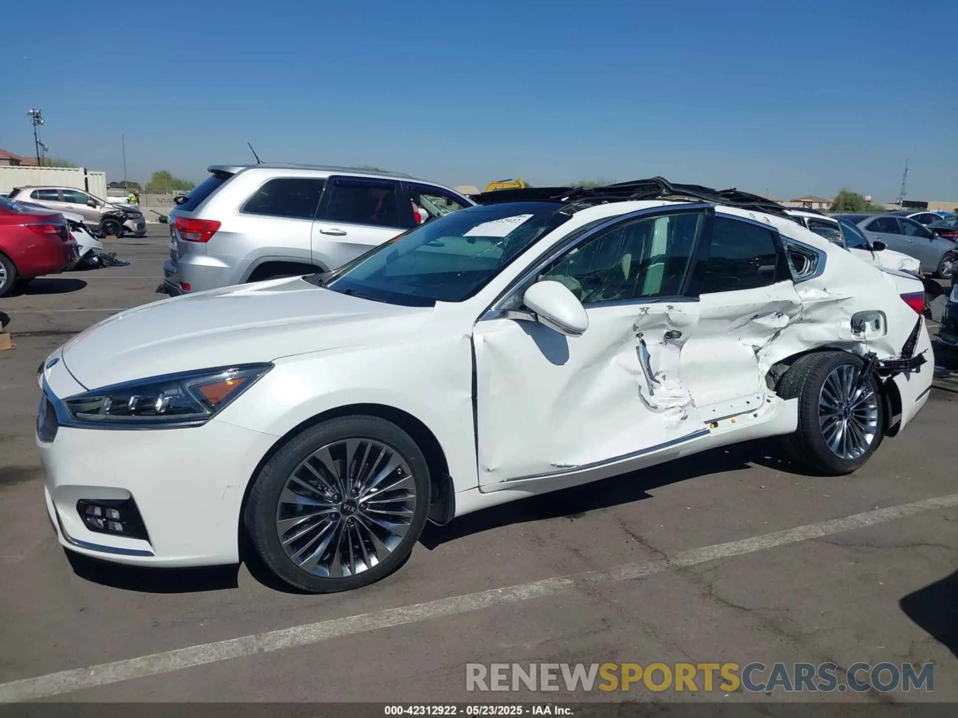 6 fotografías del automóvil dañado KNALC4J17K5172032 KIA CADENZA 2019