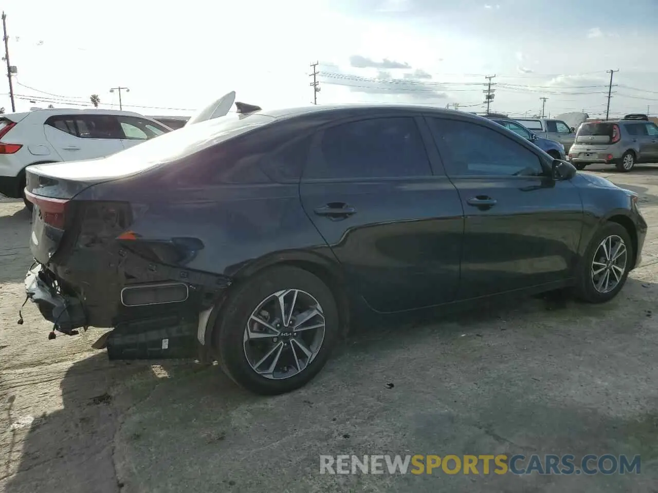 3 fotografías del automóvil dañado 3KPF24AD7PE603266 KIA CADENZA 2023