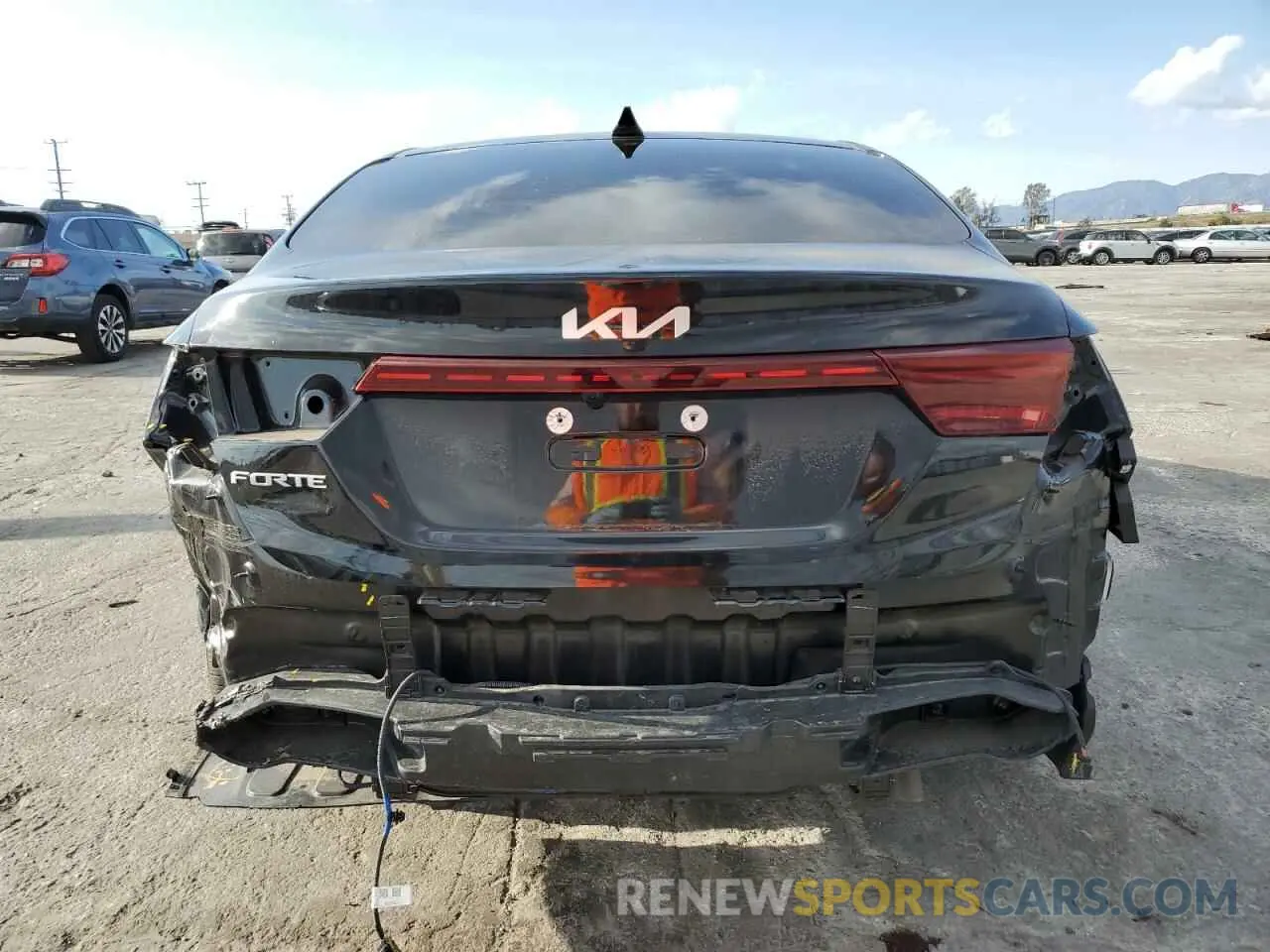 6 fotografías del automóvil dañado 3KPF24AD7PE603266 KIA CADENZA 2023