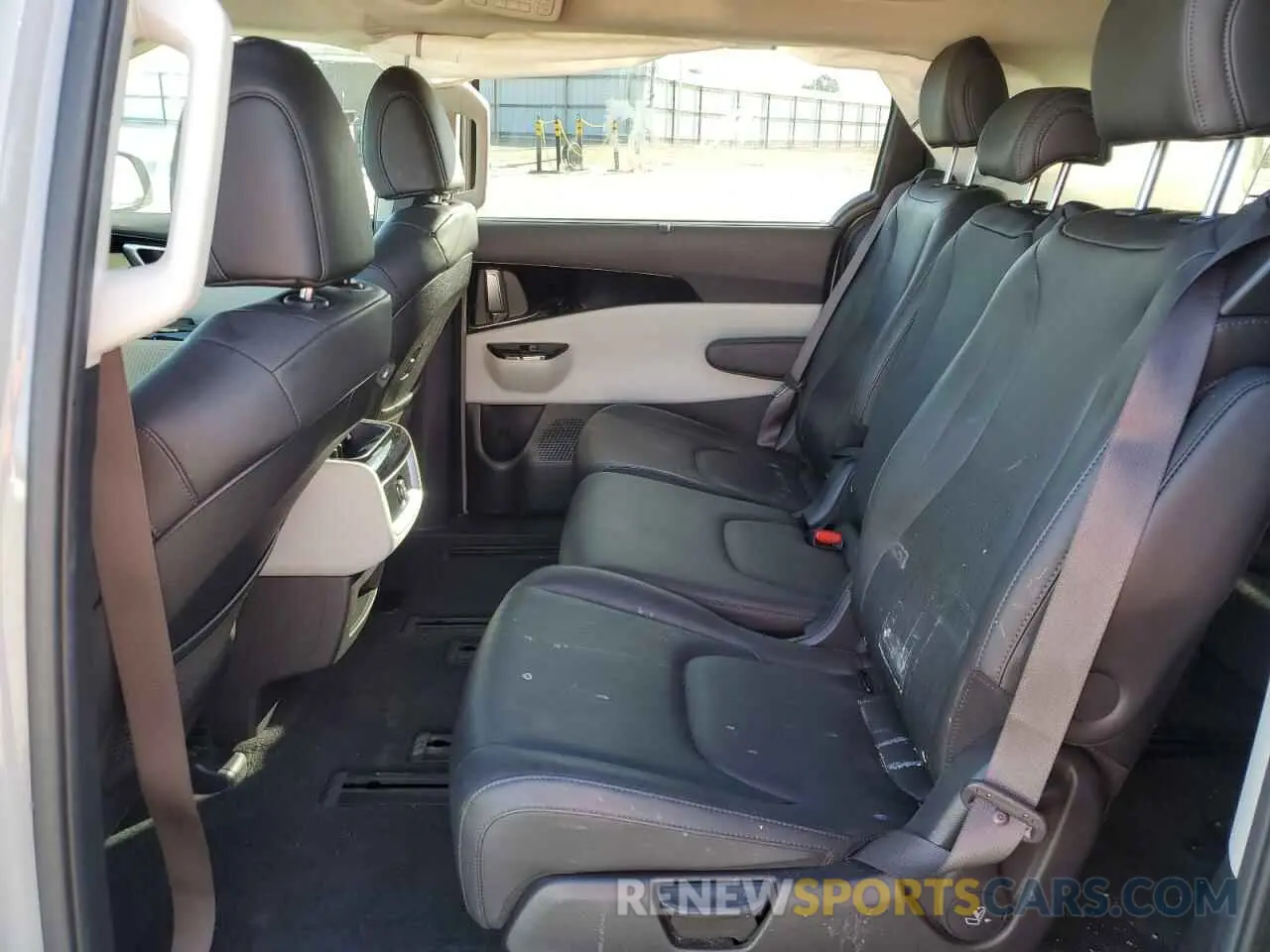 12 fotografías del automóvil dañado KNDNC5H30N6138019 KIA CARNIVAL E 2022
