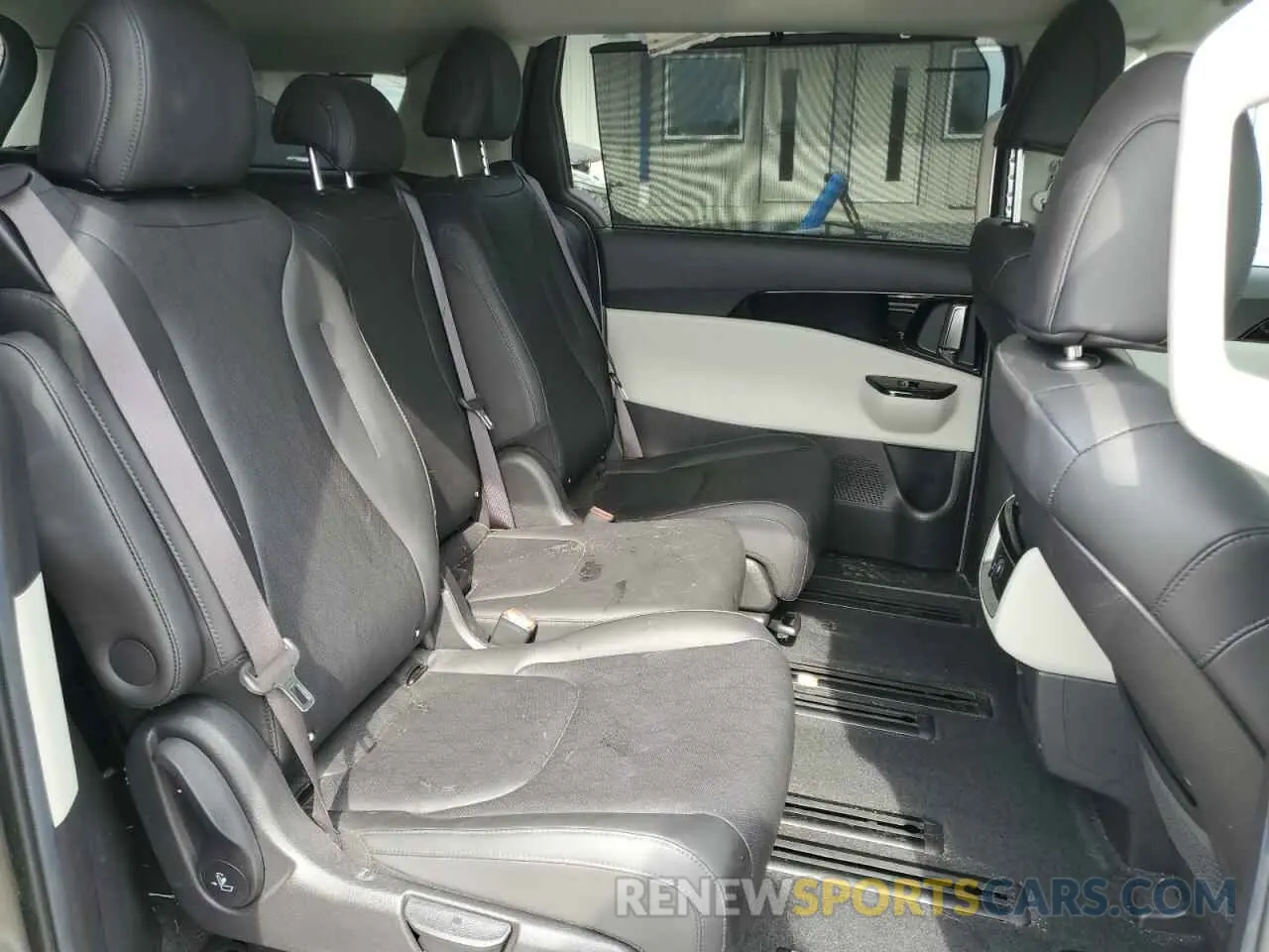 11 fotografías del automóvil dañado KNDNC5H31N6082009 KIA CARNIVAL E 2022