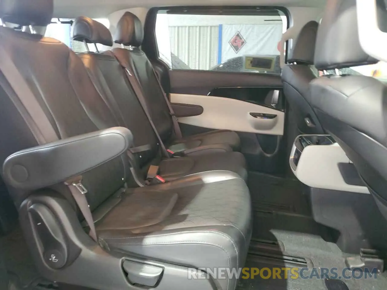 11 fotografías del automóvil dañado KNDNC5H33P6250901 KIA CARNIVAL E 2023