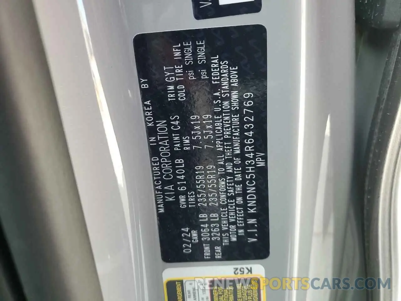 13 fotografías del automóvil dañado KNDNC5H34R6432769 KIA CARNIVAL E 2024