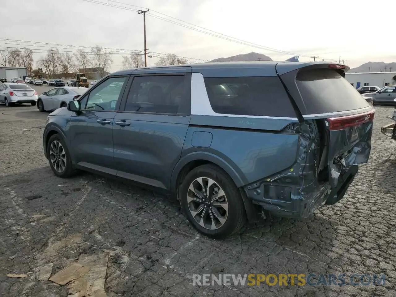 2 fotografías del automóvil dañado KNDNC5H35R6449368 KIA CARNIVAL E 2024