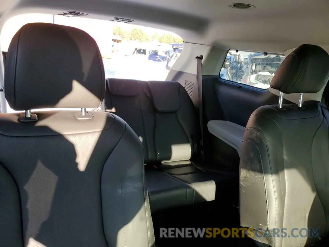 10 fotografías del automóvil dañado KNDNC5H38R6403890 KIA CARNIVAL E 2024