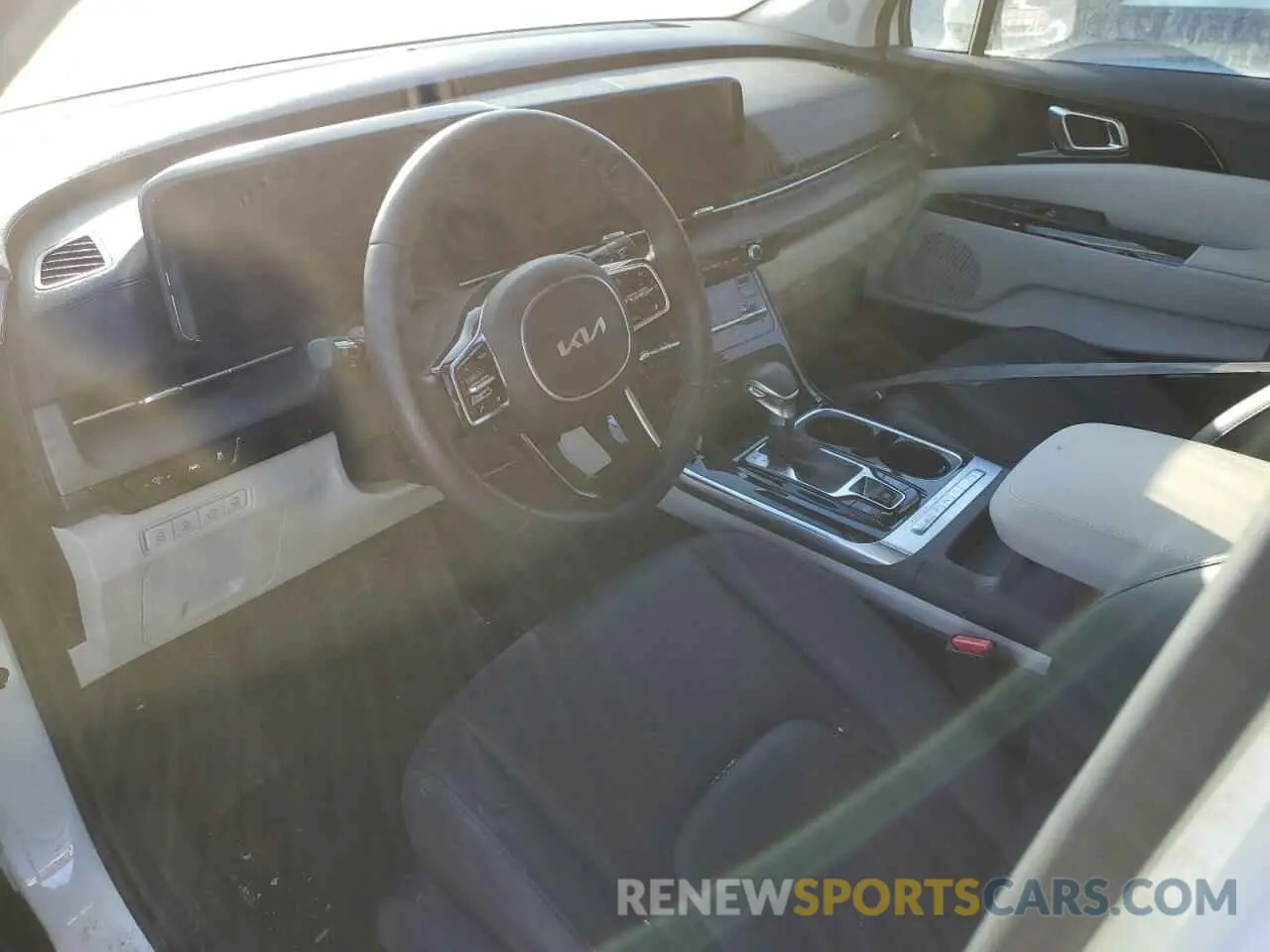 7 fotografías del automóvil dañado KNDNC5H38R6403890 KIA CARNIVAL E 2024