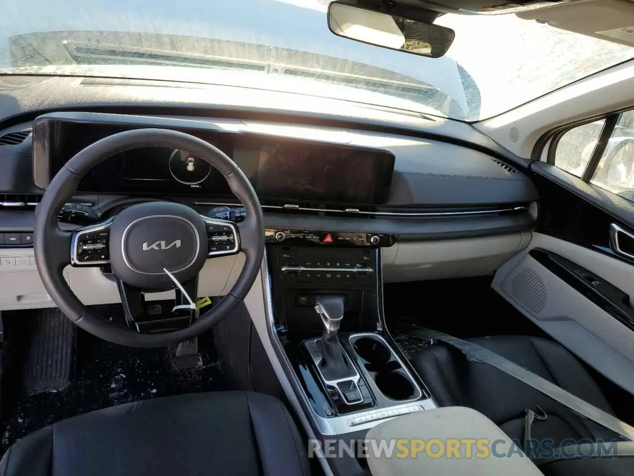 8 fotografías del automóvil dañado KNDNC5H38R6403890 KIA CARNIVAL E 2024