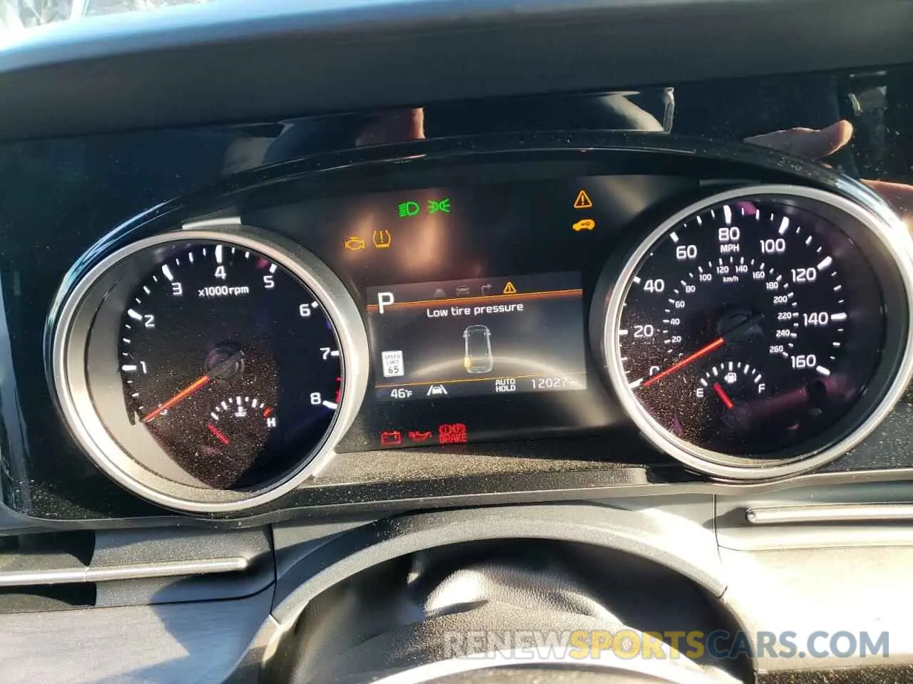 9 fotografías del automóvil dañado KNDNC5H38R6439921 KIA CARNIVAL E 2024