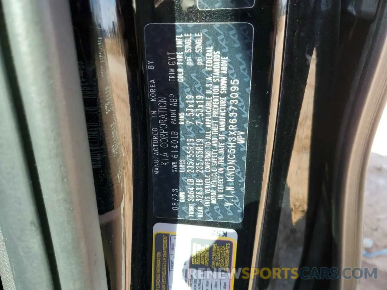 14 fotografías del automóvil dañado KNDNC5H3XR6373095 KIA CARNIVAL E 2024
