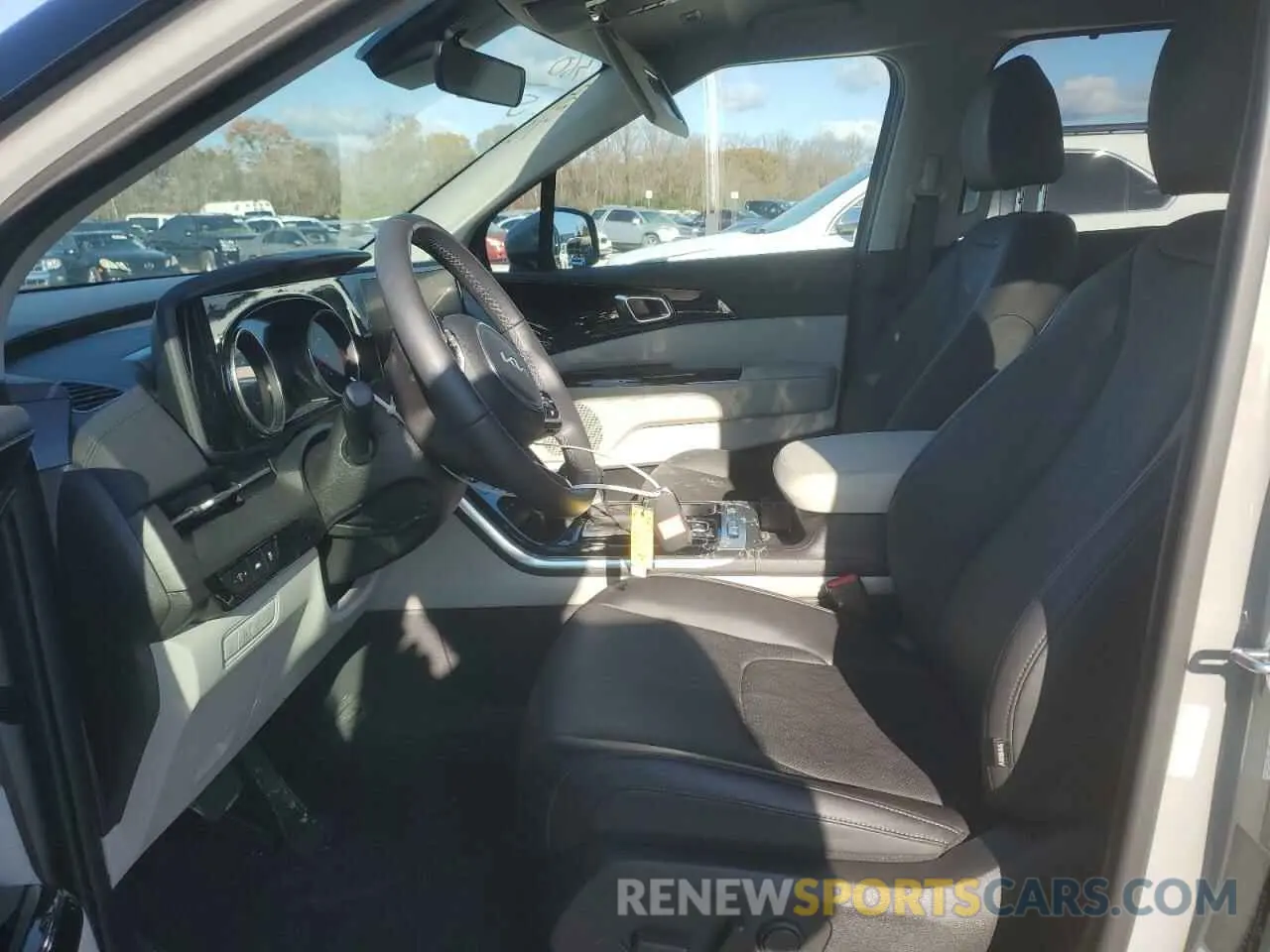 7 fotografías del automóvil dañado KNDNC5H3XR6433473 KIA CARNIVAL E 2024