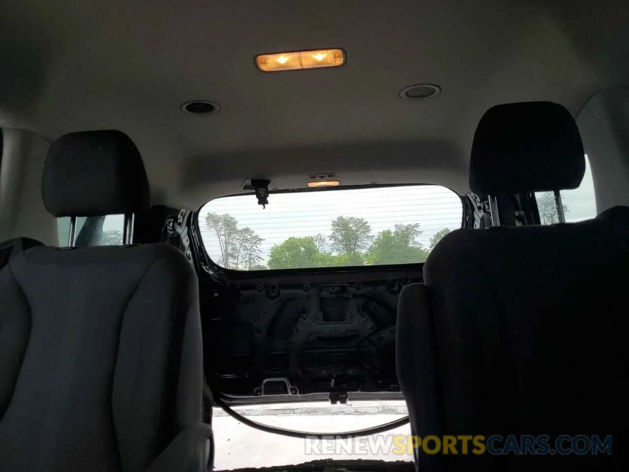 10 fotografías del automóvil dañado KNDNB4H30N6082418 KIA CARNIVAL L 2022