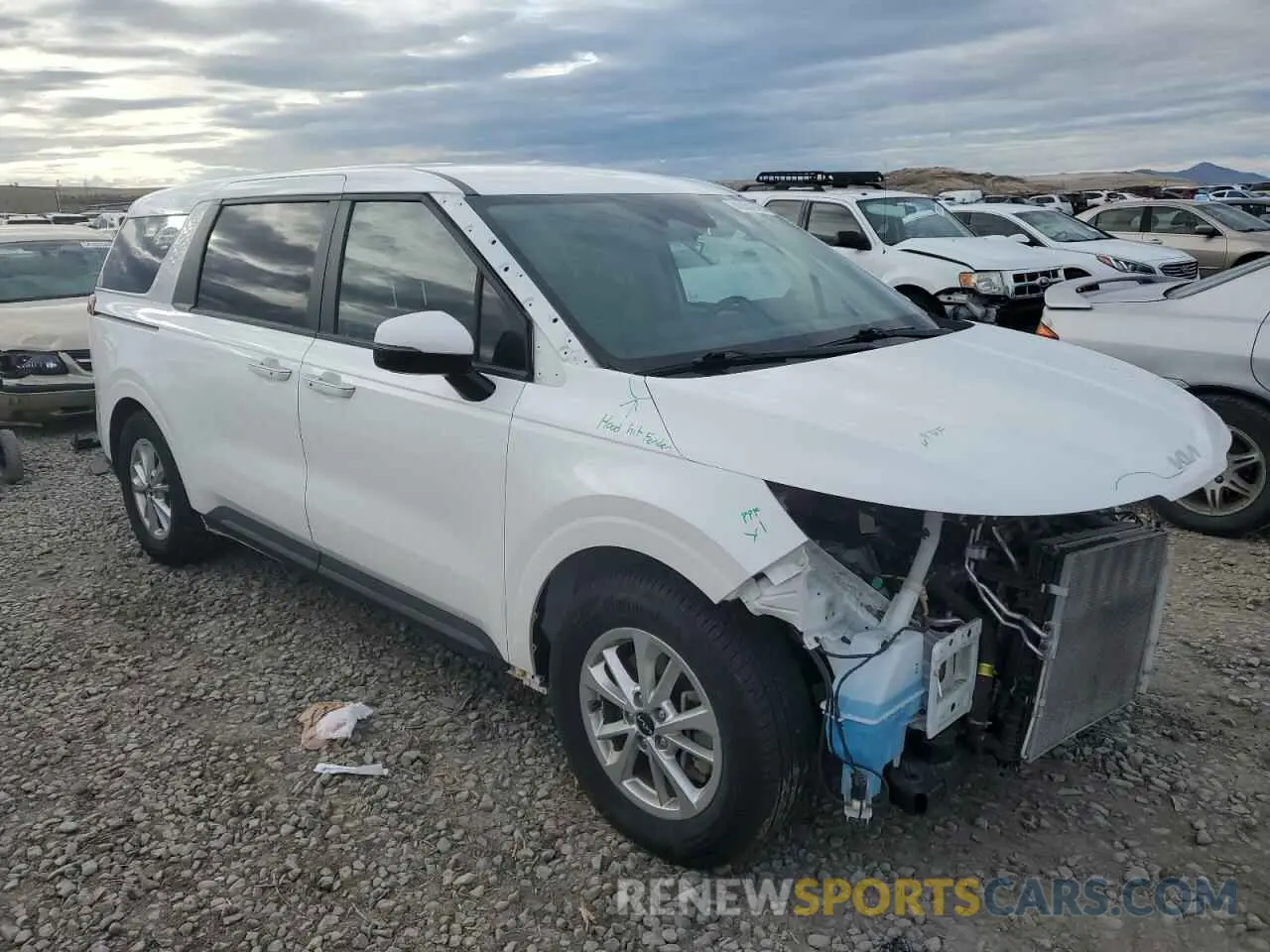 4 fotografías del automóvil dañado KNDNB4H30N6155724 KIA CARNIVAL L 2022
