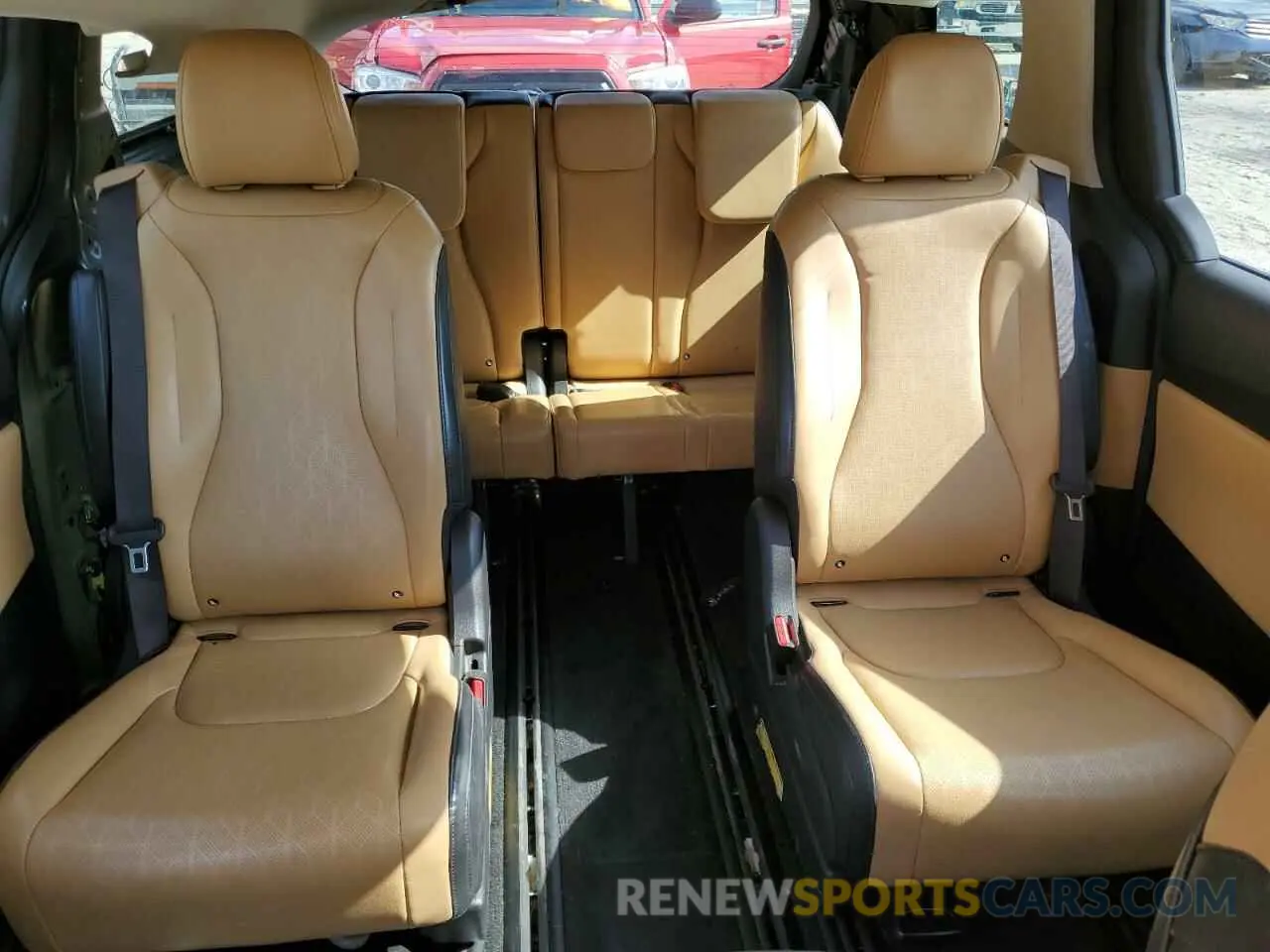 10 fotografías del automóvil dañado KNDNB4H35N6092541 KIA CARNIVAL L 2022