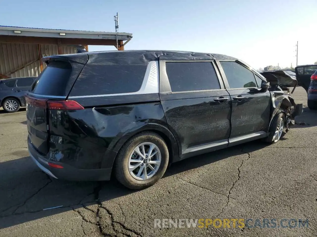 3 fotografías del automóvil dañado KNDNB4H35N6157596 KIA CARNIVAL L 2022