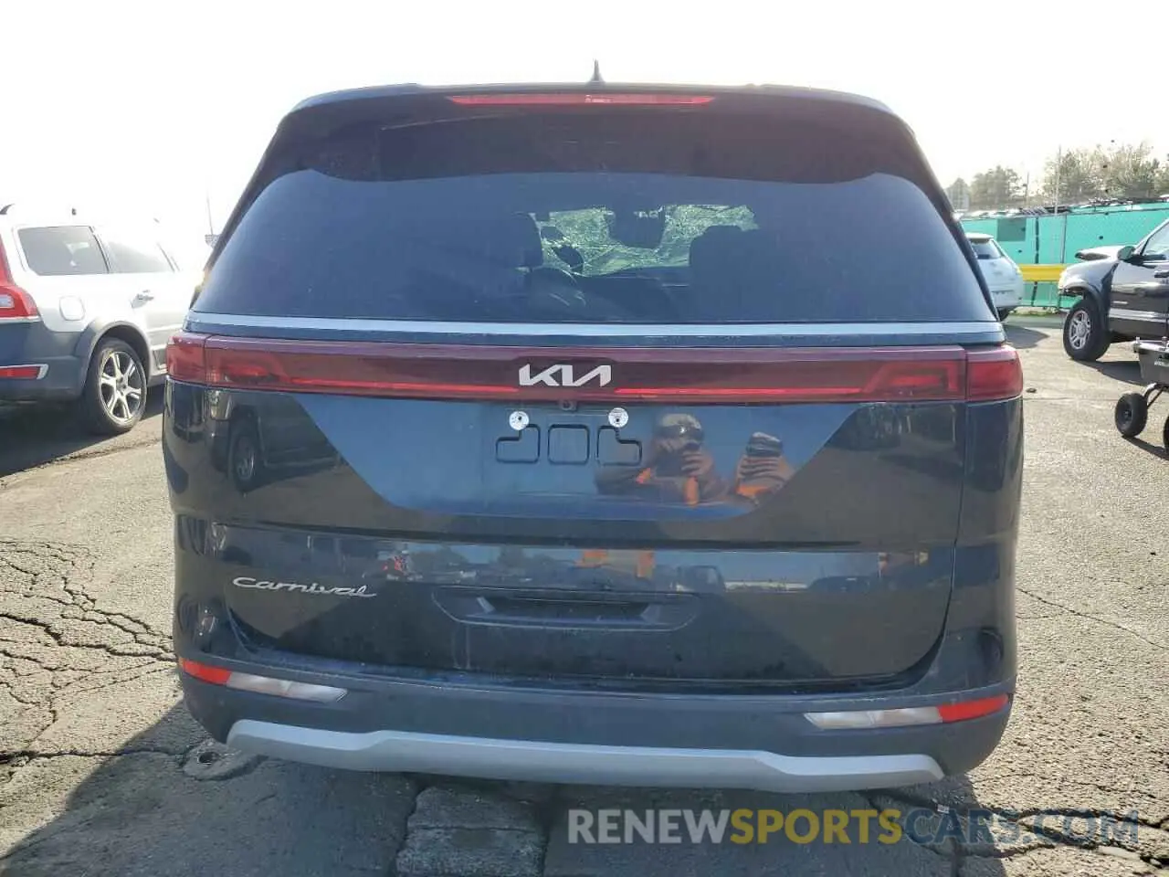 6 fotografías del automóvil dañado KNDNB4H35N6157596 KIA CARNIVAL L 2022