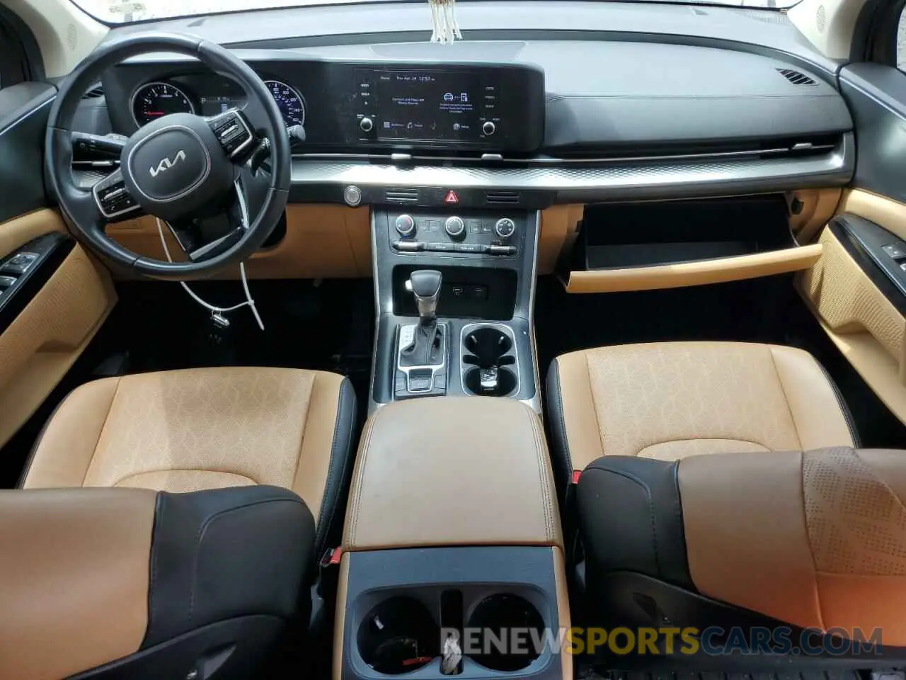 8 fotografías del automóvil dañado KNDNB4H38N6092503 KIA CARNIVAL L 2022