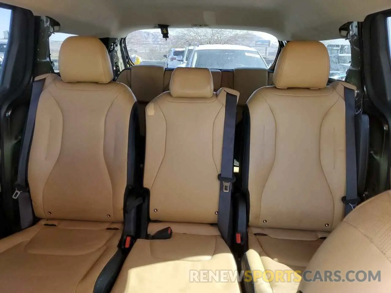 10 fotografías del automóvil dañado KNDNB4H39N6158105 KIA CARNIVAL L 2022