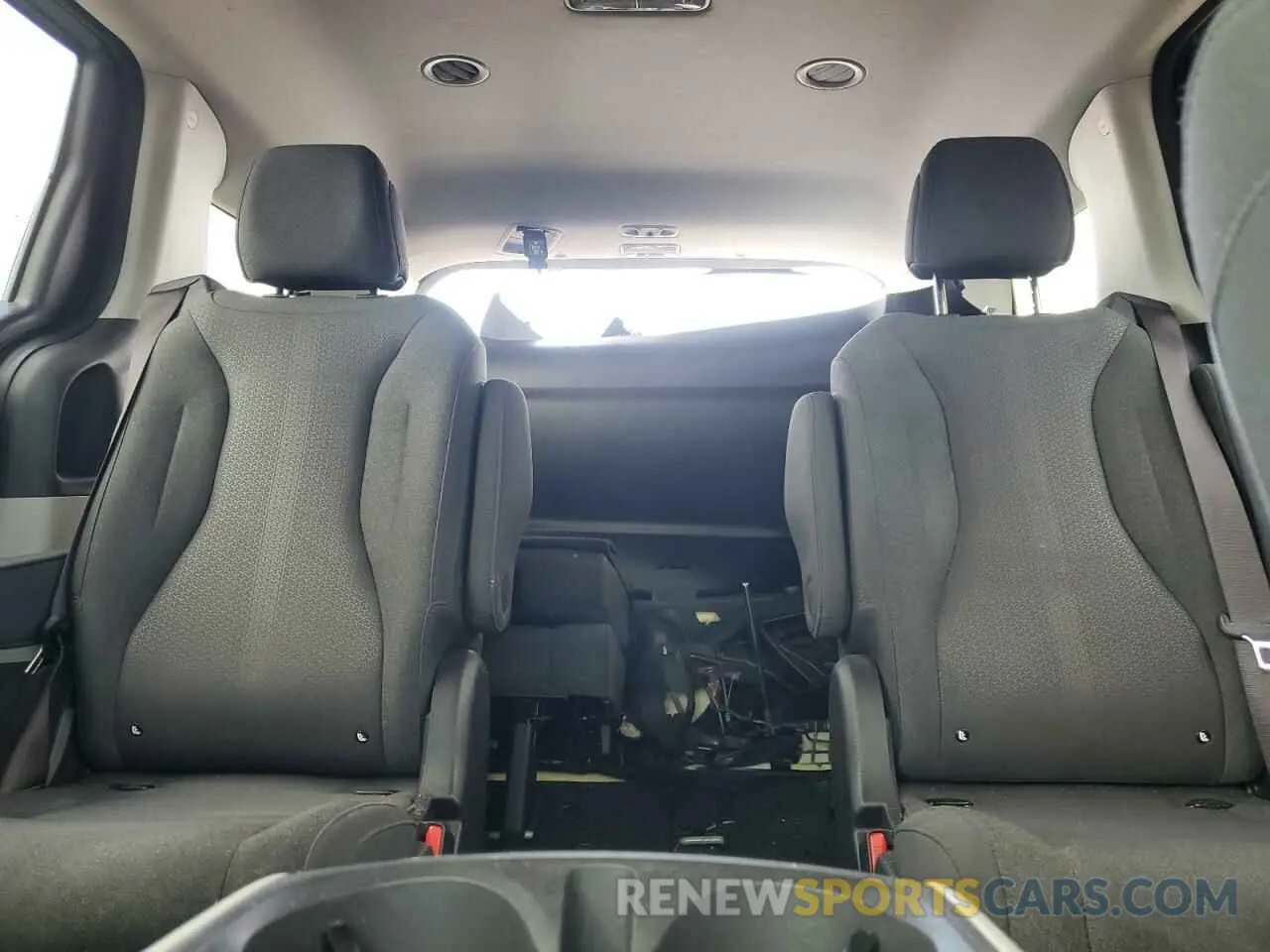 10 fotografías del automóvil dañado KNDNB4H3XN6167332 KIA CARNIVAL L 2022
