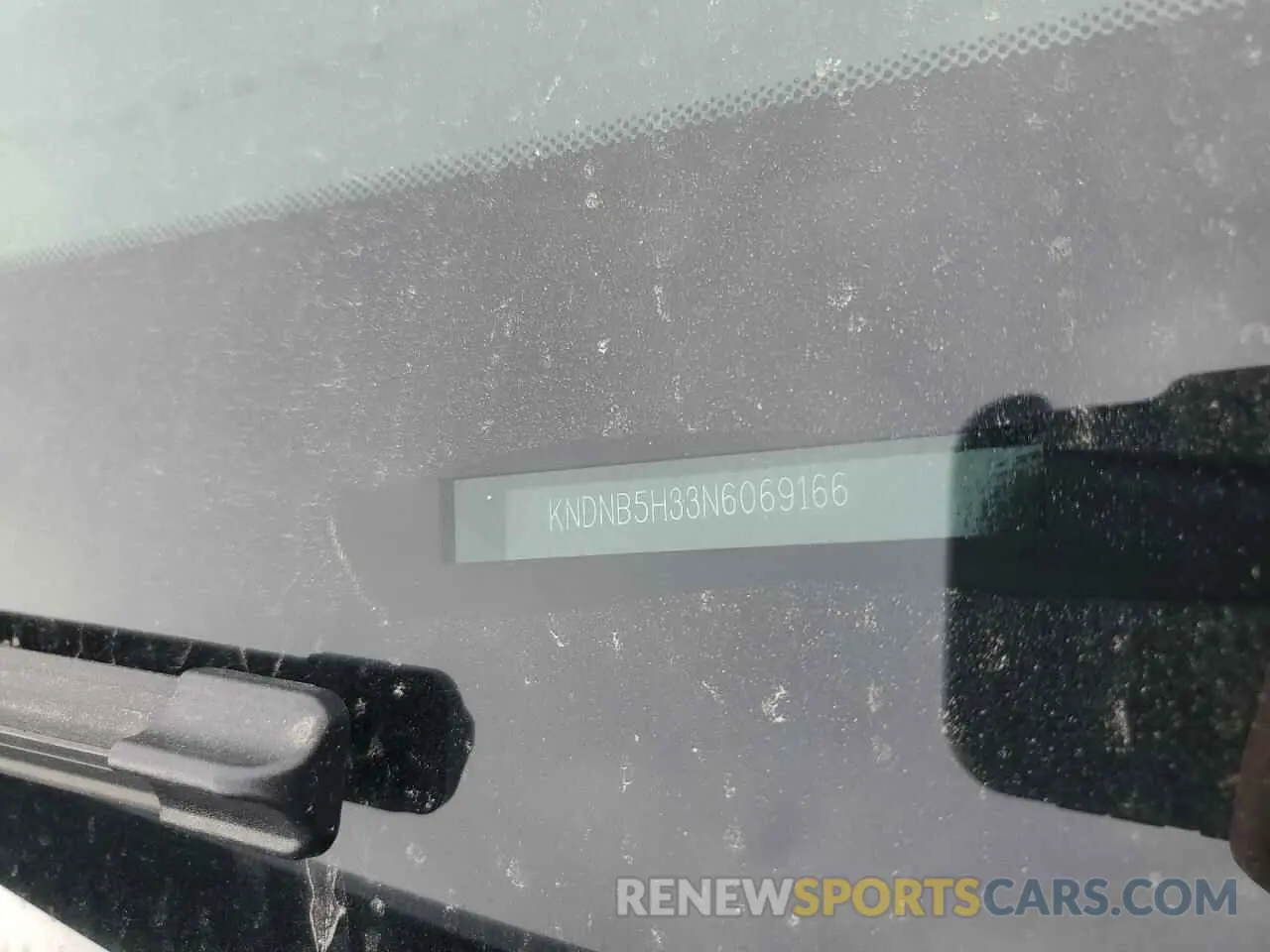 13 fotografías del automóvil dañado KNDNB5H33N6069166 KIA CARNIVAL L 2022