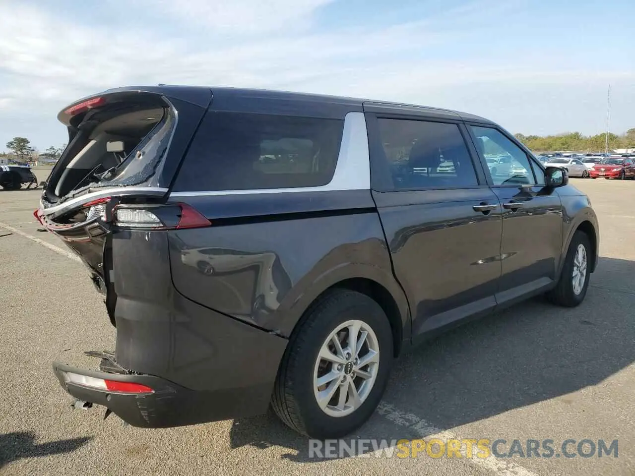 3 fotografías del automóvil dañado KNDNB4H37P6258786 KIA CARNIVAL L 2023