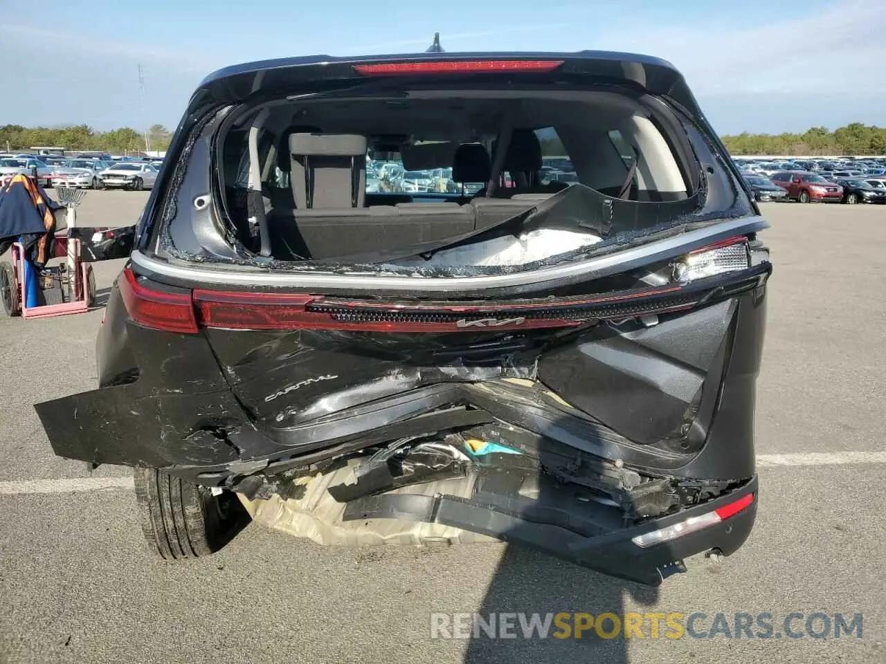 6 fotografías del automóvil dañado KNDNB4H37P6258786 KIA CARNIVAL L 2023