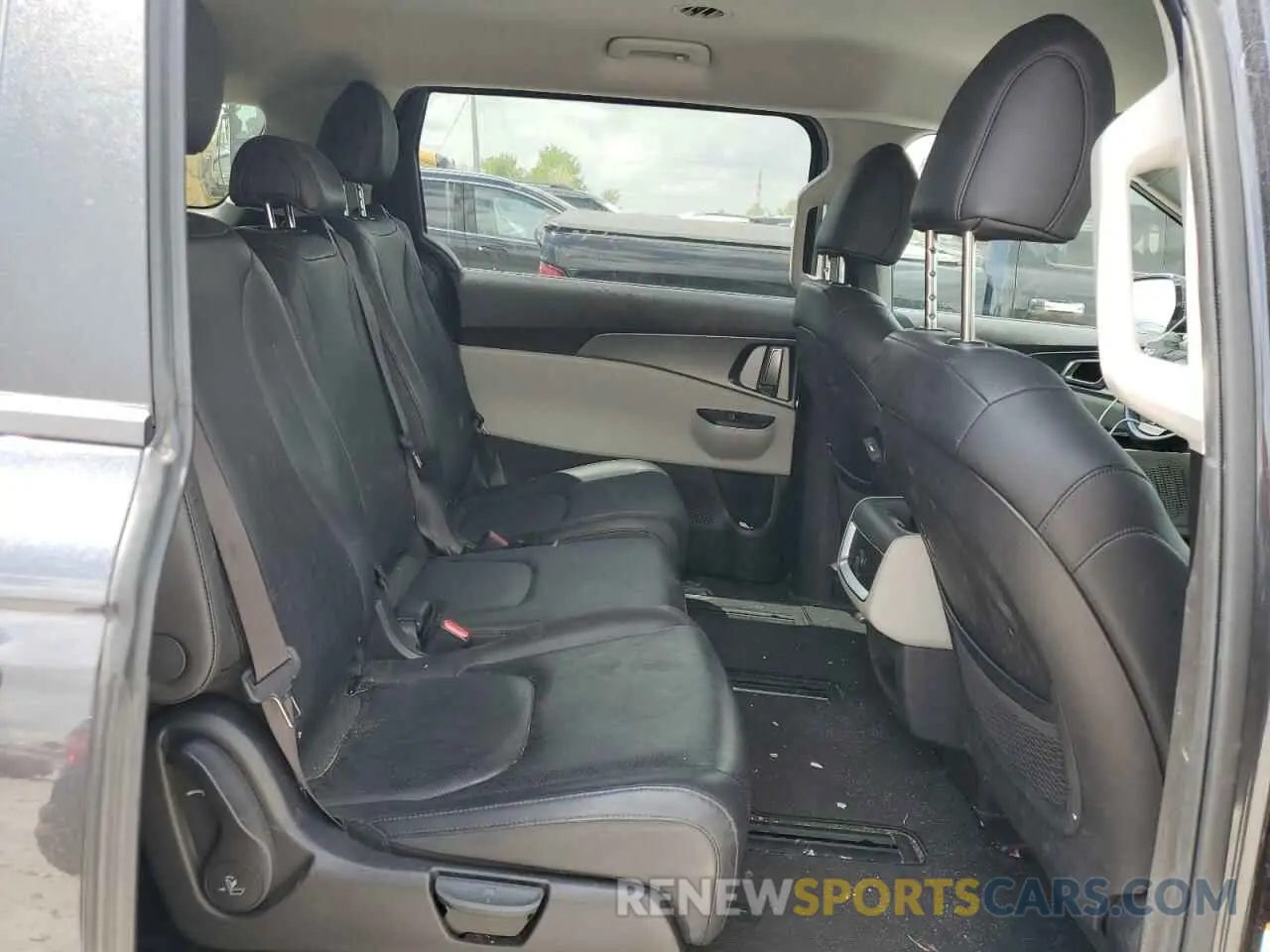 11 fotografías del automóvil dañado KNDNB4H38P6198338 KIA CARNIVAL L 2023
