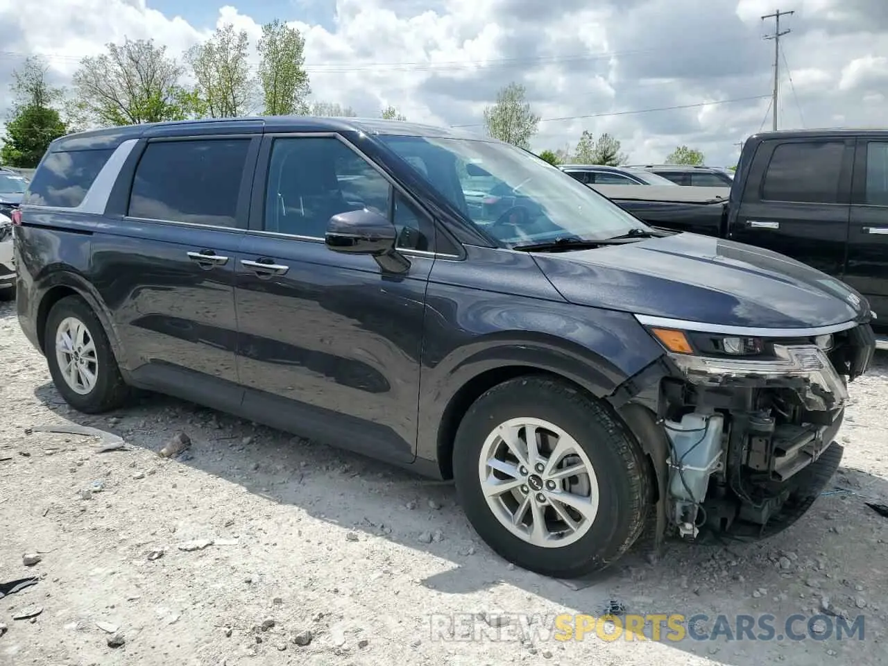 4 fotografías del automóvil dañado KNDNB4H38P6198338 KIA CARNIVAL L 2023