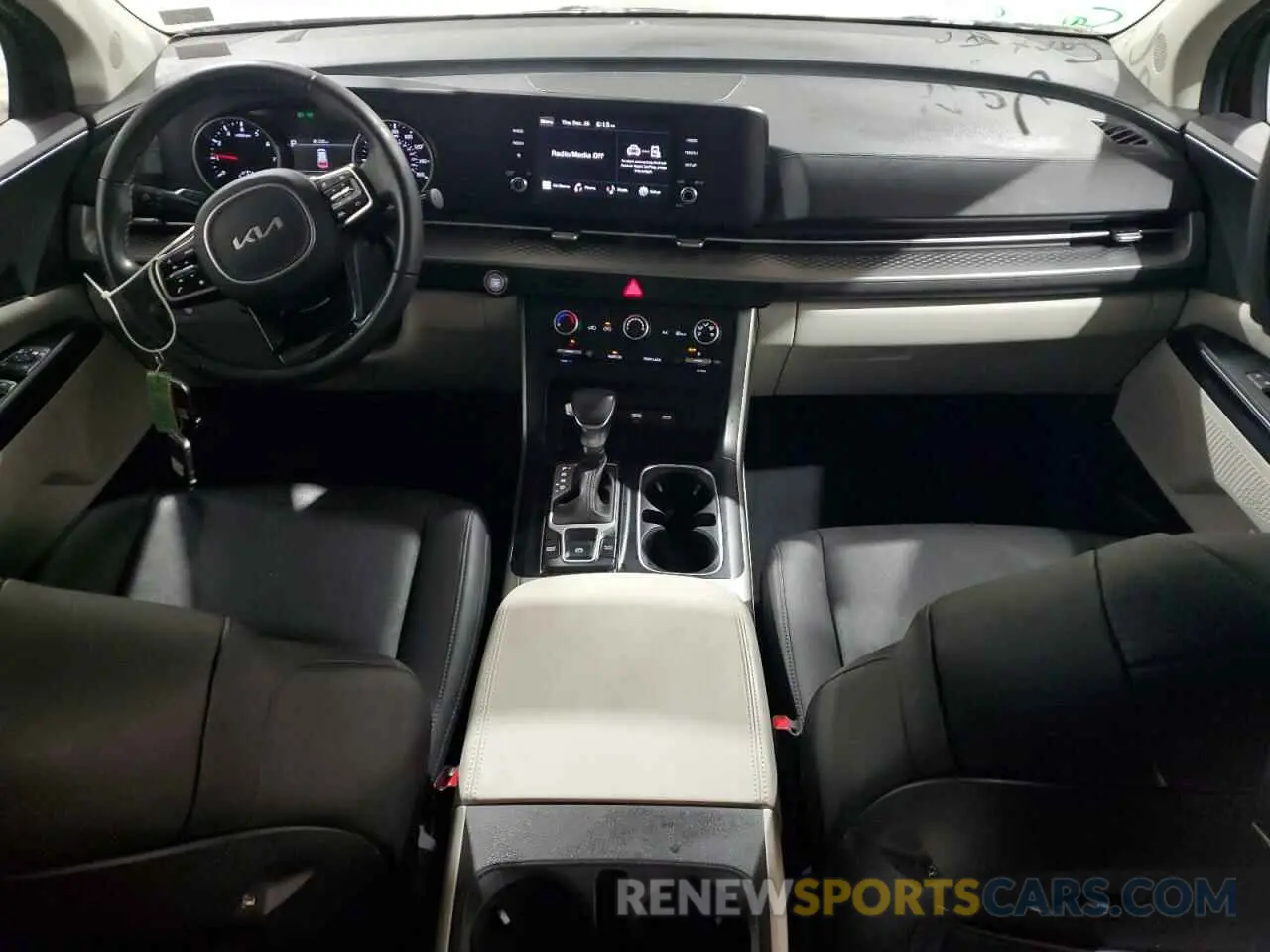 8 fotografías del automóvil dañado KNDNB4H39P6227409 KIA CARNIVAL L 2023