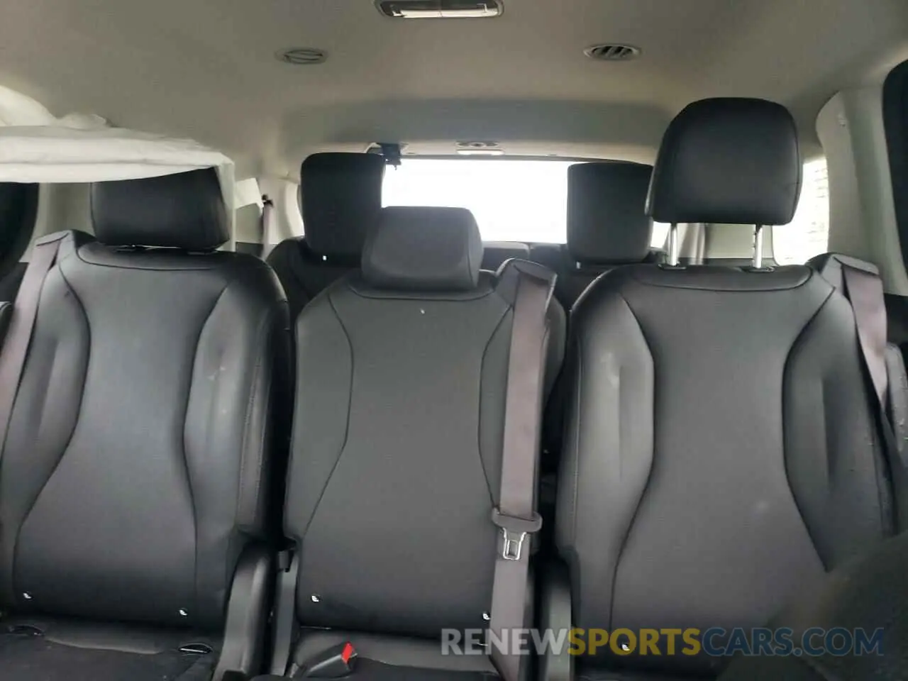 10 fotografías del automóvil dañado KNDNB4H3XP6212000 KIA CARNIVAL L 2023