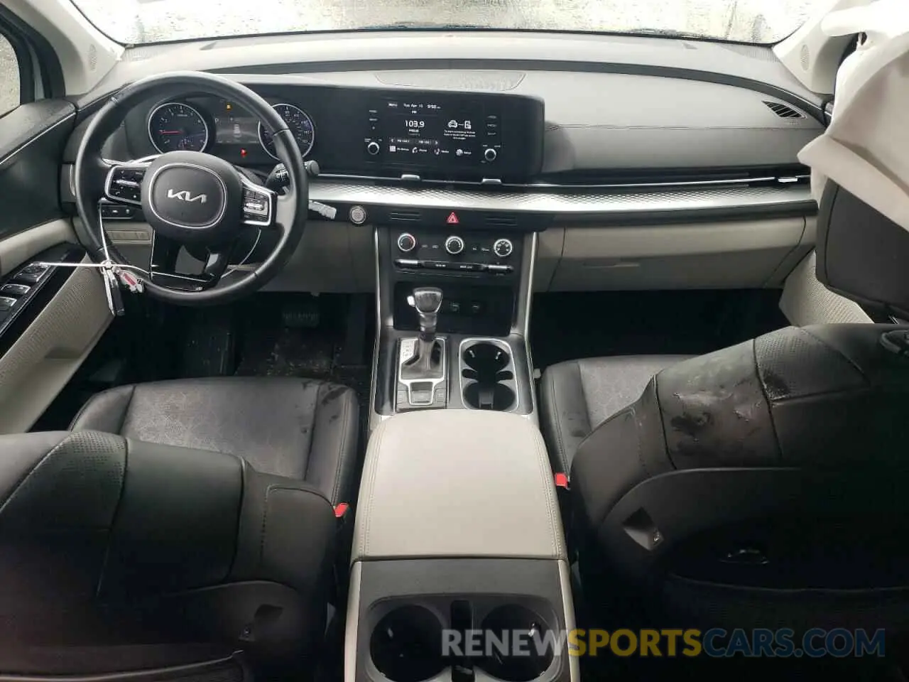 8 fotografías del automóvil dañado KNDNB4H3XP6212000 KIA CARNIVAL L 2023