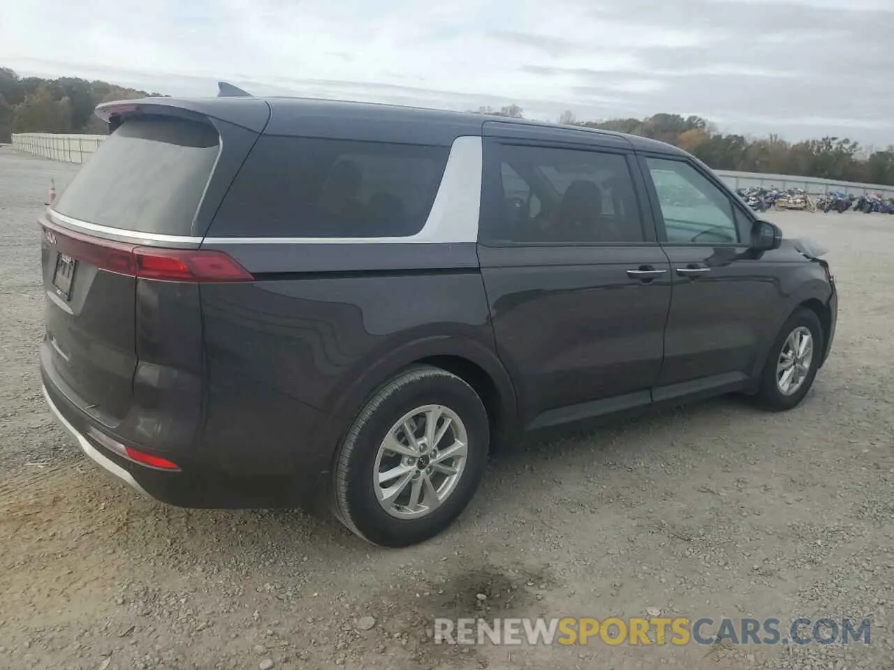 3 fotografías del automóvil dañado KNDNB4H31R6403369 KIA CARNIVAL L 2024