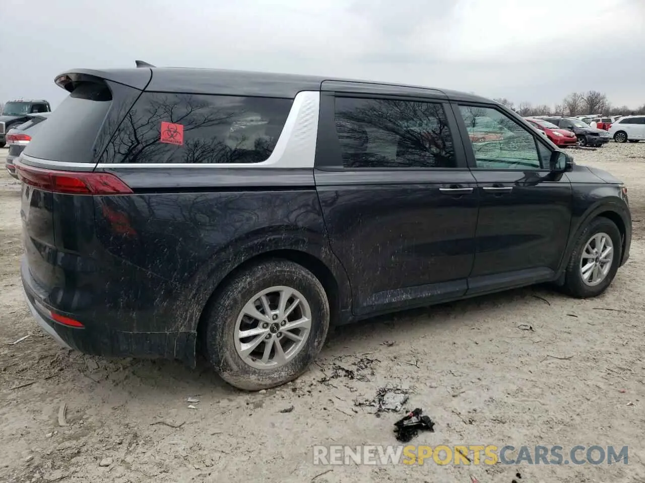 3 fotografías del automóvil dañado KNDNB4H32R6433240 KIA CARNIVAL L 2024